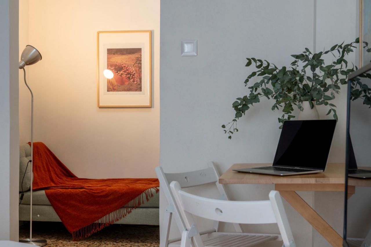 Urban Studio In Exarcheia Афины Экстерьер фото